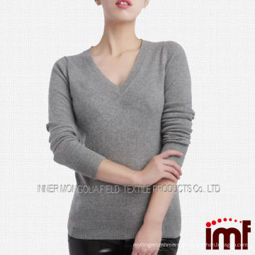 Suéter cinza de manga comprida com decote em V masculino e feminino